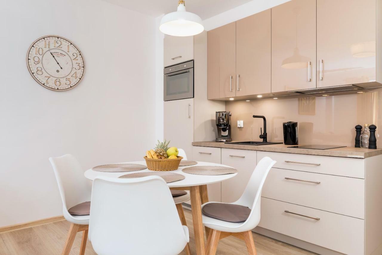 Grace Apartment I Kolobrzeg Exterior photo