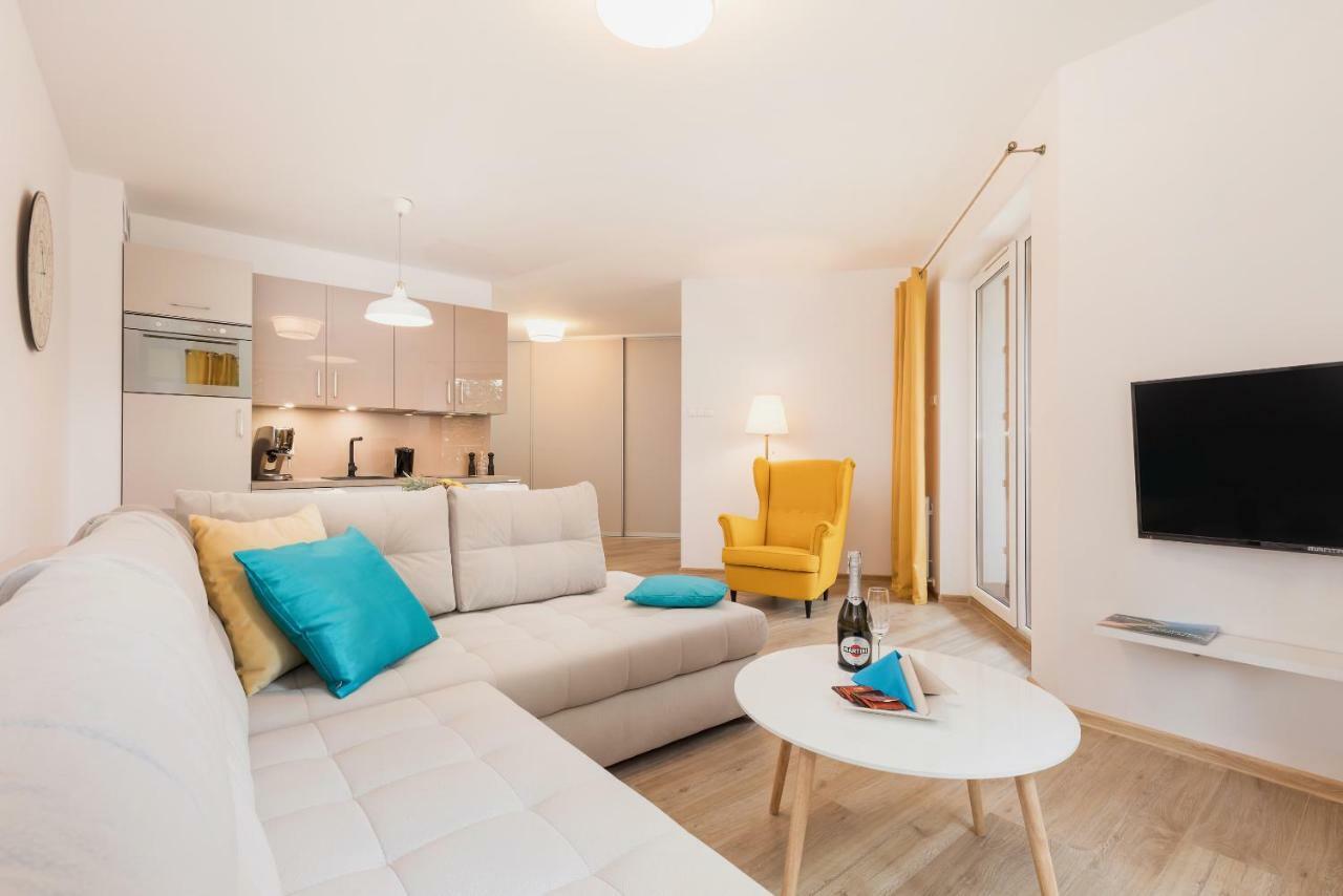 Grace Apartment I Kolobrzeg Exterior photo