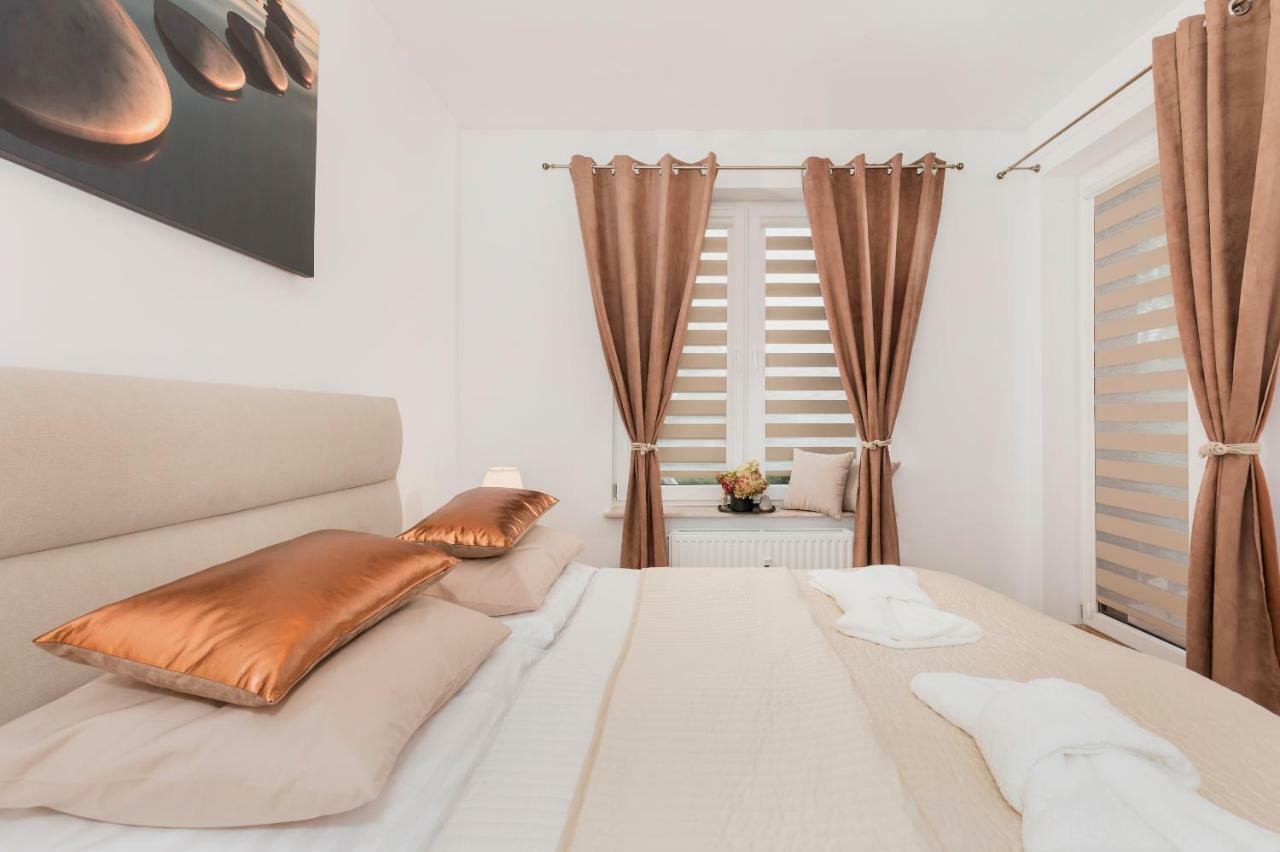 Grace Apartment I Kolobrzeg Exterior photo